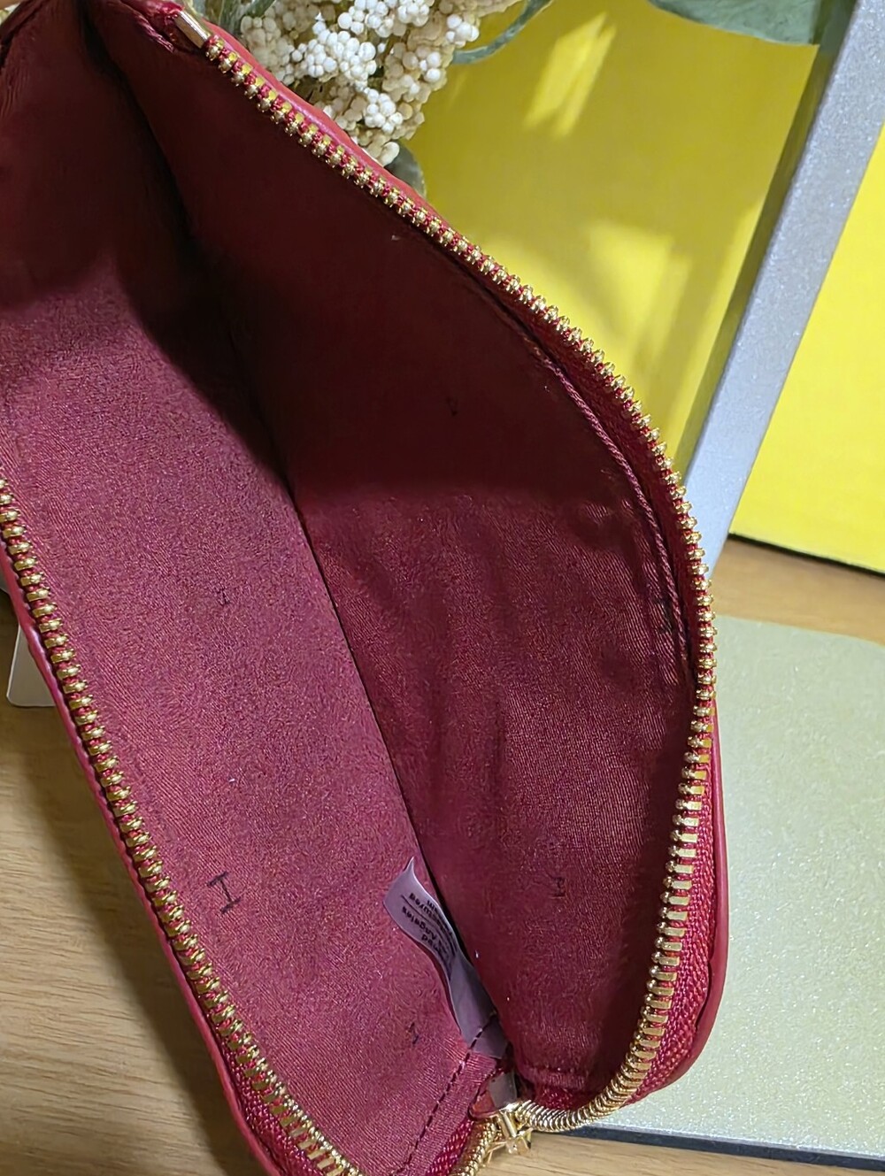 Hammitt 210 East Wallet - Picture 6 of 7